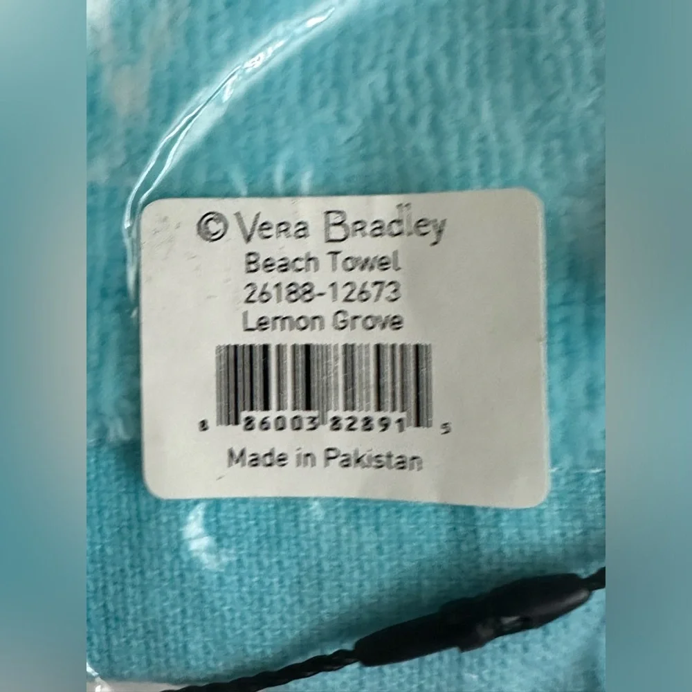 Vera Bradley Beach Towel in Lemon Grove